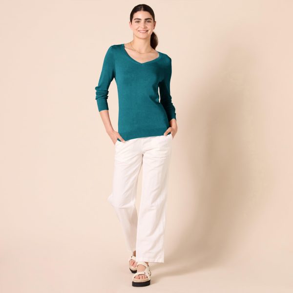 Women's Classic-Fit Lightweight Long-Sleeve V-Neck Sweater (Available in Plus Size)